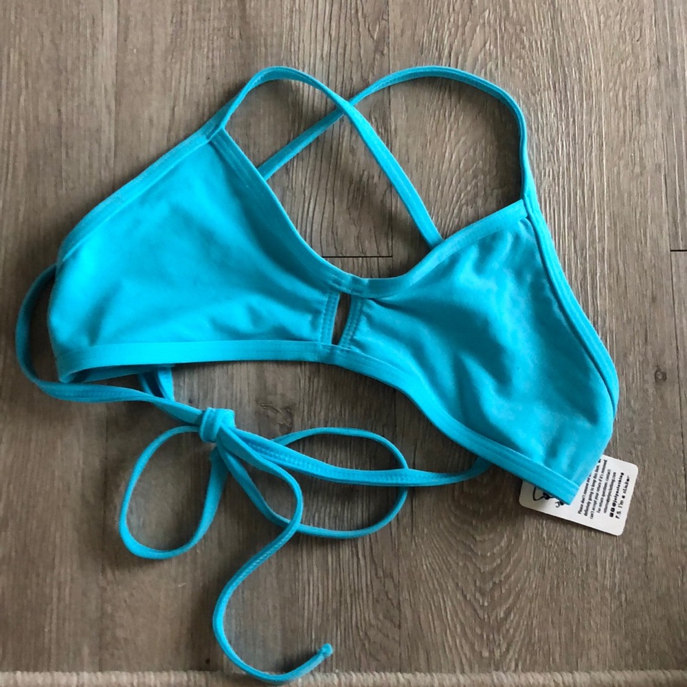 Jolyn vent top